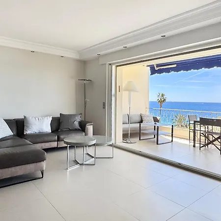 Luxury Sea View 3br Terrace Garage 아파트
